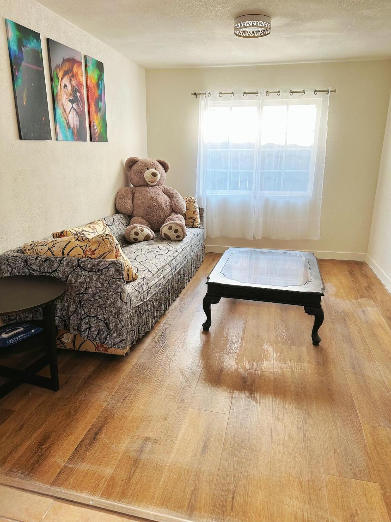 New Renovated Room With Shared Bathroom ฮาเซียนดา ไฮทส์ ภายนอก รูปภาพ